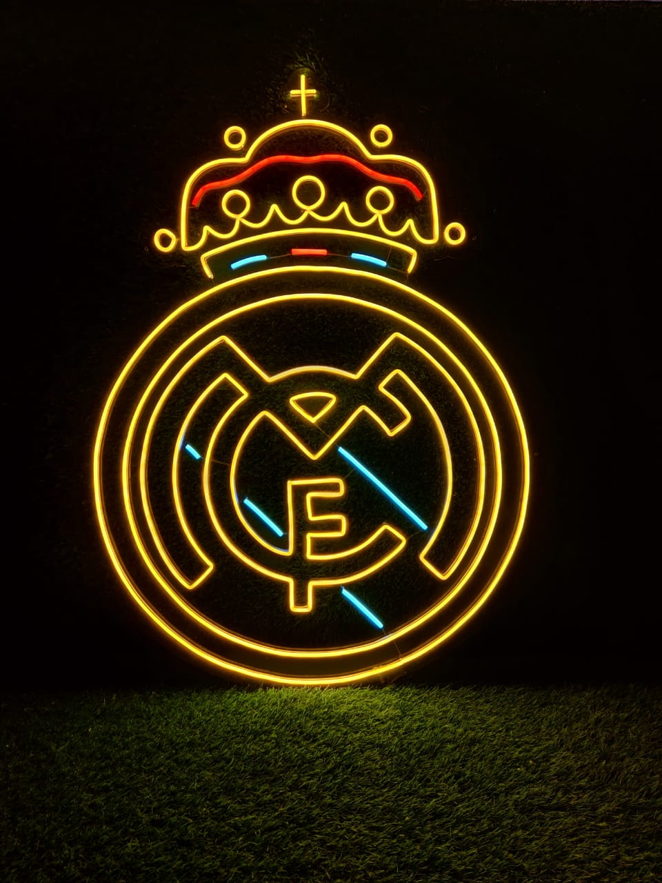 Escudo Real Madrid  Articulos y vinilos personalizados
