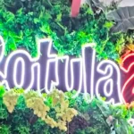 Vinilo para ventana con mariposas y nombre personalizable - Rotula2 Empresa  de rotulación y marketing en Madrid