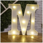 Jandei Letras LED iluminadas letra M con luz blanca calida luces led decoracion y ambiente luz nocturna bodas cumpleanos escaparates numeros y letras con luces funcionan con pilas 0 0