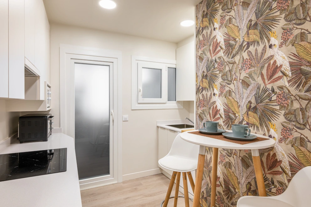 Vinilos para cocinas en Madrid: la forma más fácil de renovar sin obras
