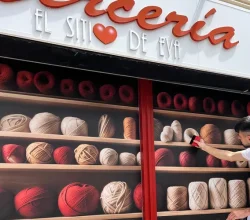 Vinilos personalizados para negocios en Madrid